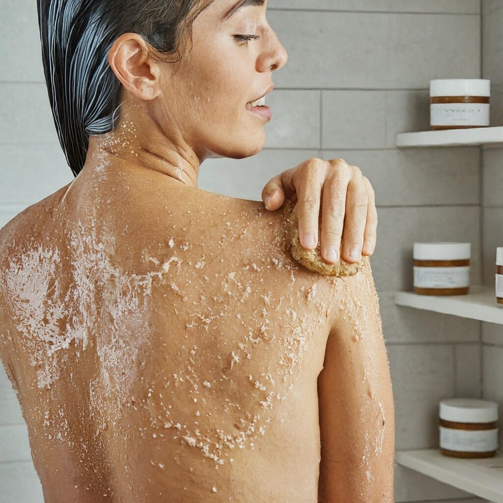 Como Usar Esfoliante Corporal: Guia Prático Como Usar Esfoliante Corporal: Guia Prático